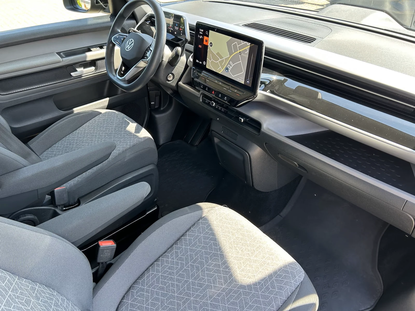 VW ID.Buzz 77kW* PRO* LED* KEYLESS* CARPLAY*  | Mobile.bg � ����������� 14