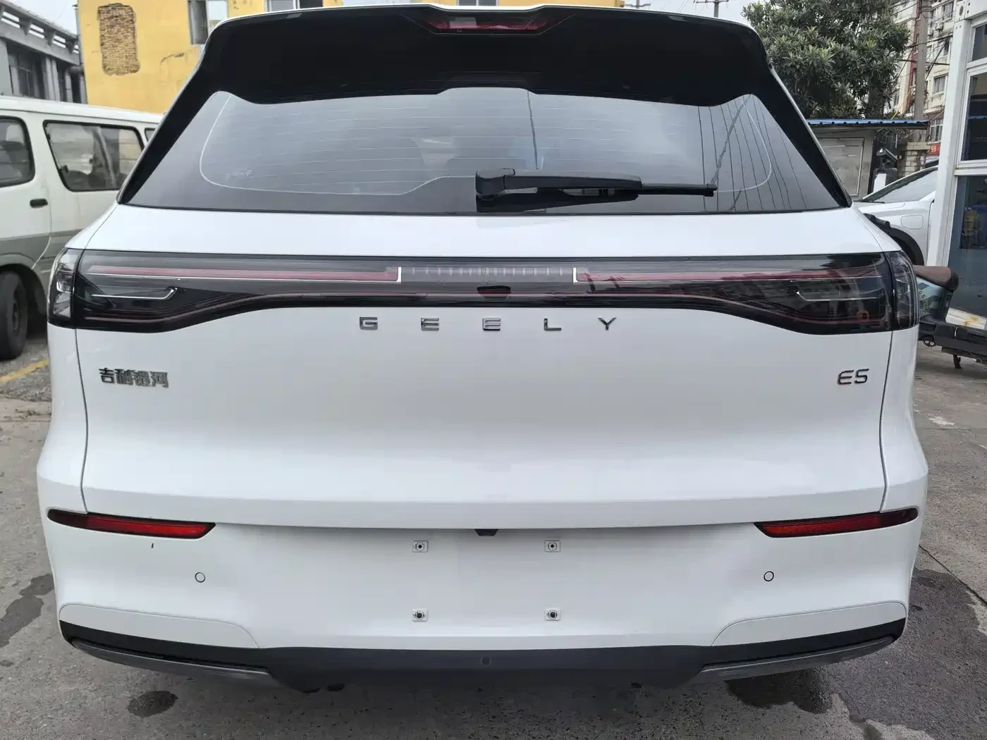 Geely EX5 Voyage Edition | ТЕРМОПОМПА | ПАНОРАМА | KEYLESS |, снимка 13 - Автомобили и джипове - 56622016