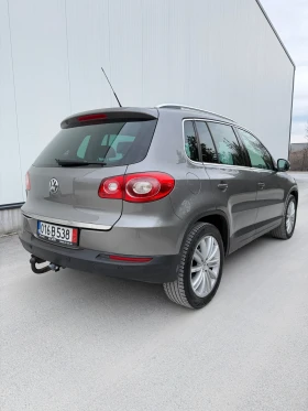 VW Tiguan 2.0TDI 4motion* AUTOMATIC* NAVI* PANO* KOJA* XENON, снимка 4