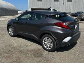 Toyota C-HR * FWD * CARFAX * БЕЗ ПЪРВОНАЧАЛНА ВНОСКА, снимка 15