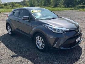 Toyota C-HR * FWD * CARFAX * БЕЗ ПЪРВОНАЧАЛНА ВНОСКА, снимка 16