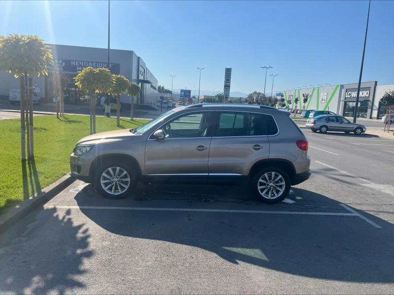 VW Tiguan, снимка 3 - Автомобили и джипове - 47355424