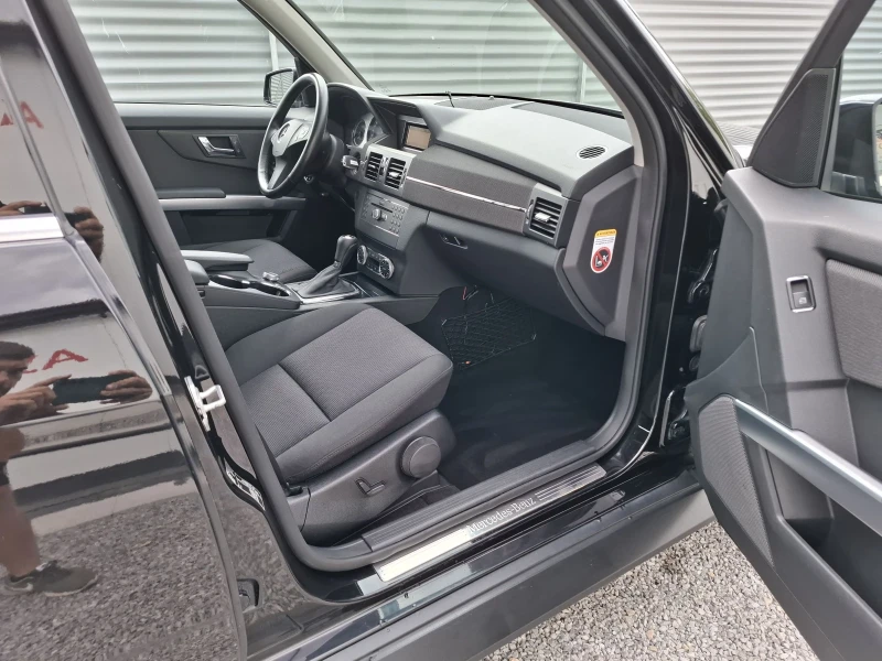Mercedes-Benz GLK 220CDI, снимка 14 - Автомобили и джипове - 51025334