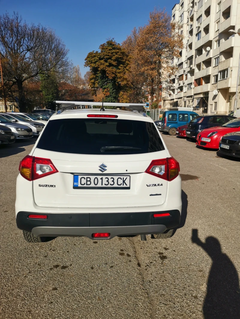 Suzuki Vitara 1.6 AllGrip  AUTO 4x4, снимка 12 - Автомобили и джипове - 52429683