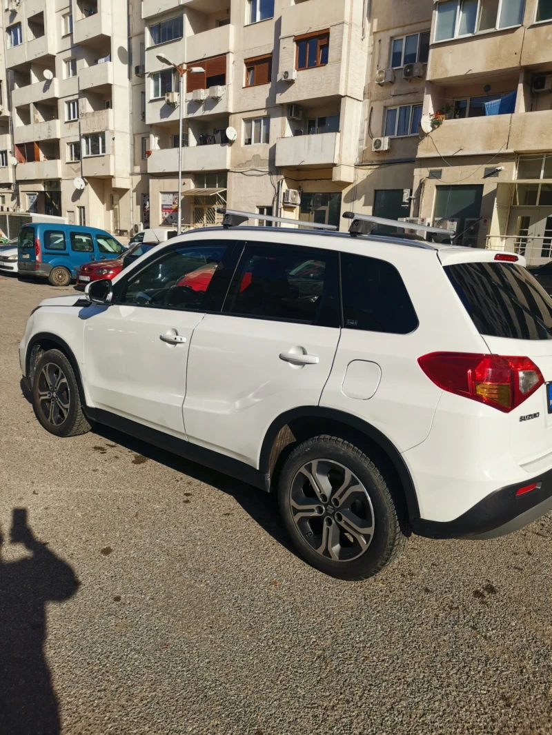 Suzuki Vitara 1.6 AllGrip  AUTO 4x4, снимка 15 - Автомобили и джипове - 52429683