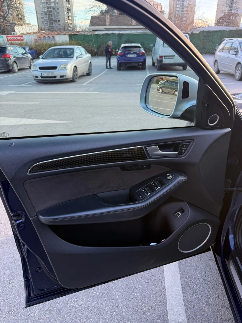 Audi SQ5, снимка 8 - Автомобили и джипове - 52621455