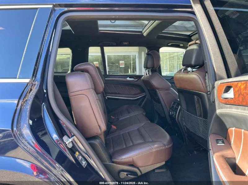 Mercedes-Benz GL 63 AMG 5.5L V8 FI DOHC 32V NF4 All Wheel Drive, снимка 8 - Автомобили и джипове - 53234302