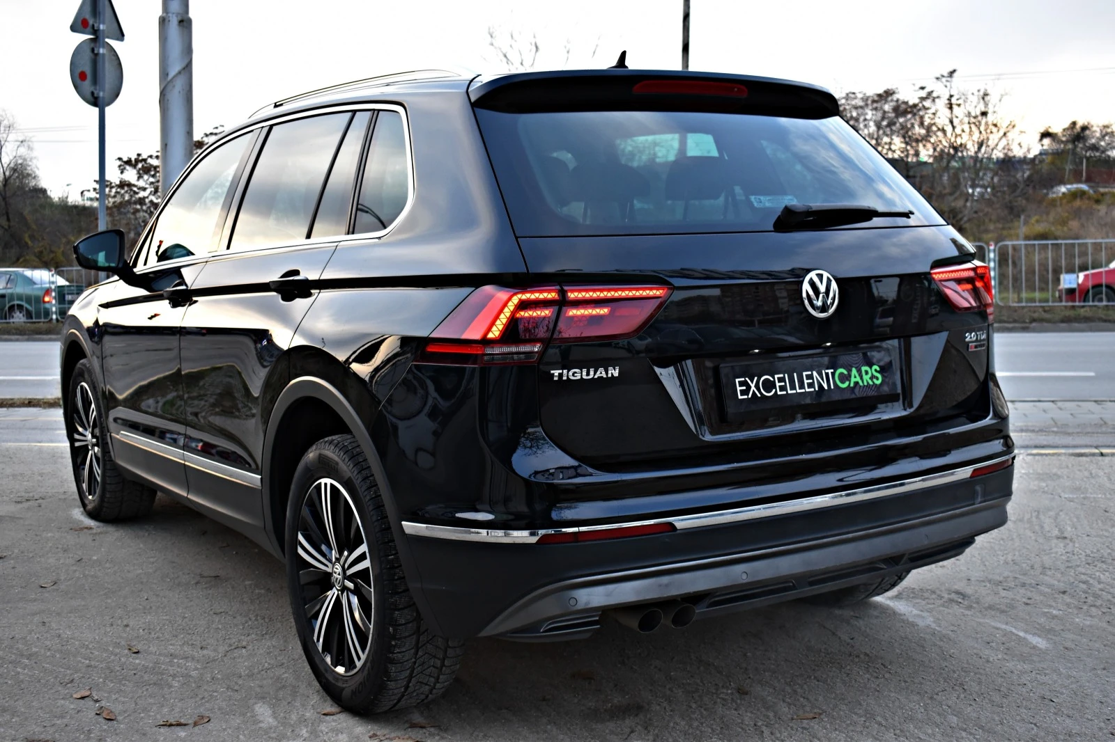 VW Tiguan 4MOTION*FULL-LED - изображение 4