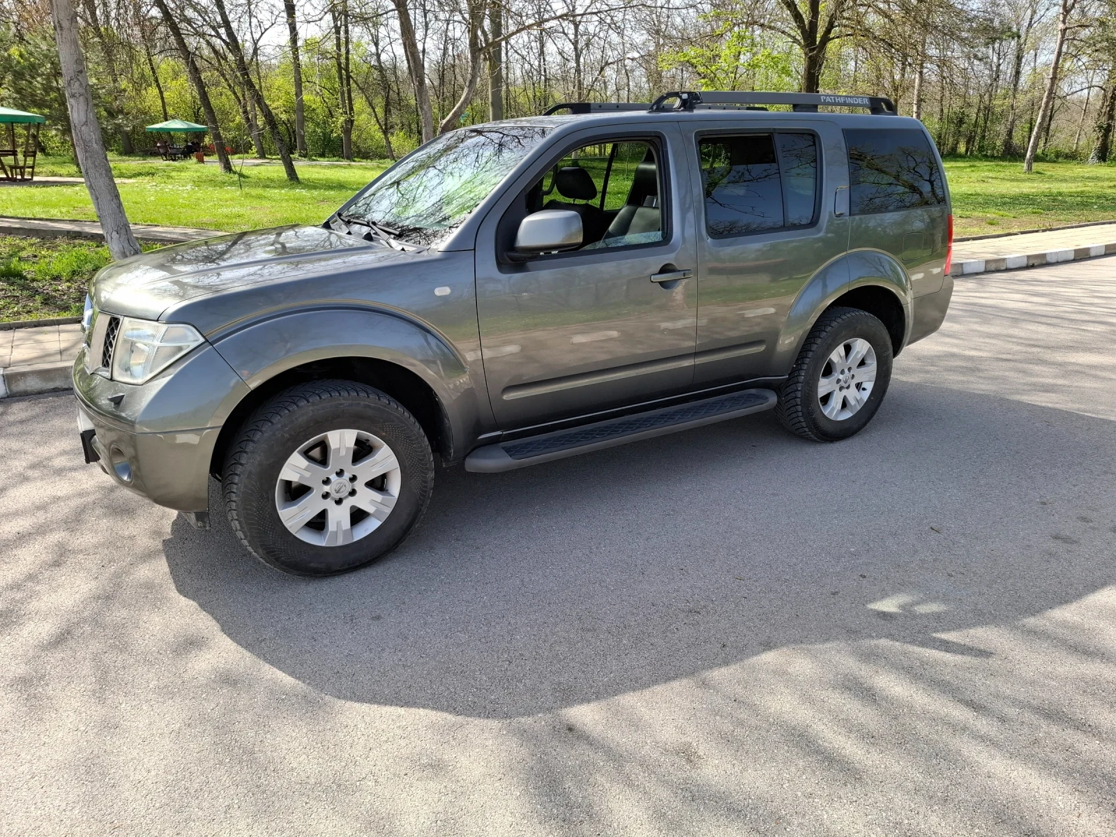 Nissan Pathfinder  - изображение 8