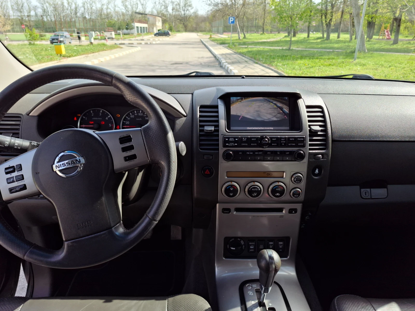 Nissan Pathfinder  - изображение 3