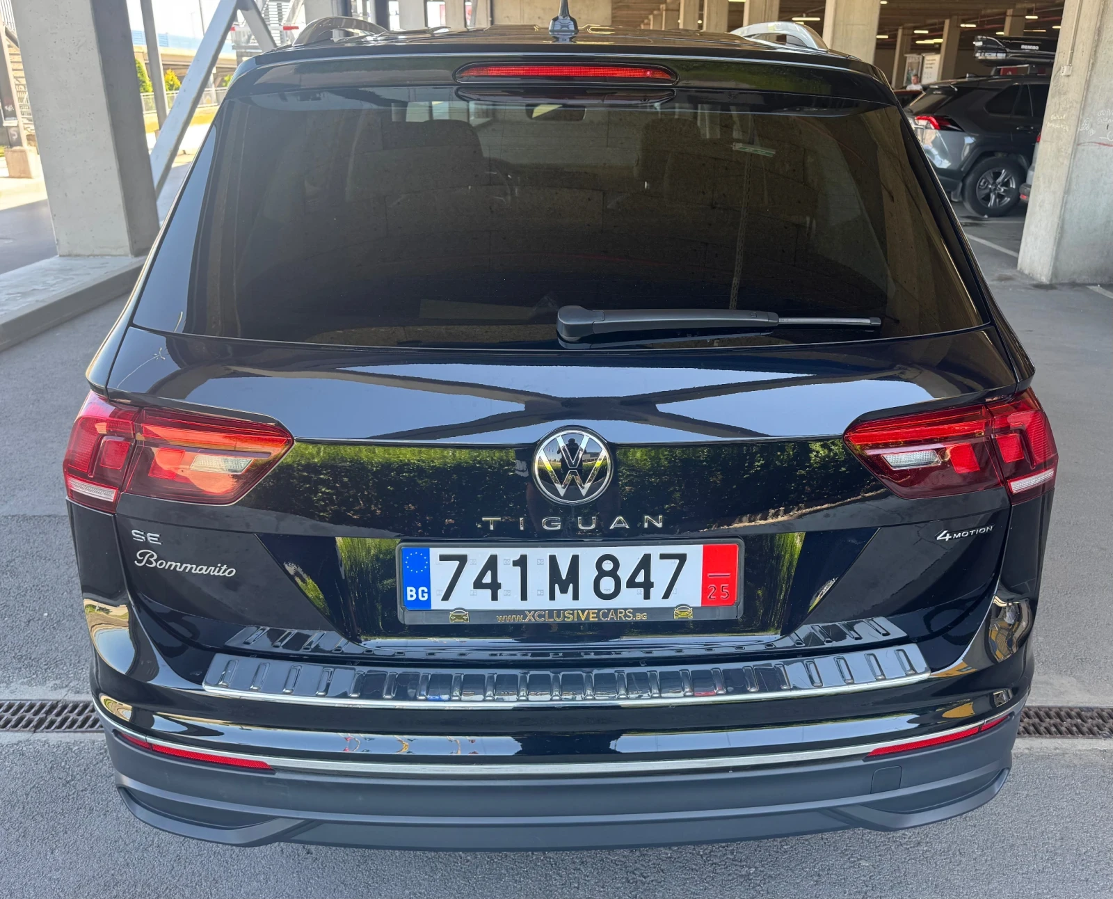 VW Tiguan 4MOTION WAGON/SPORT UTILITY 2.0L I4 - Наличен - изображение 6