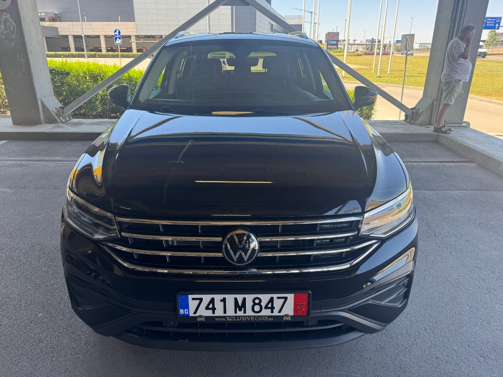 VW Tiguan 4MOTION WAGON/SPORT UTILITY 2.0L I4 - Наличен - изображение 2