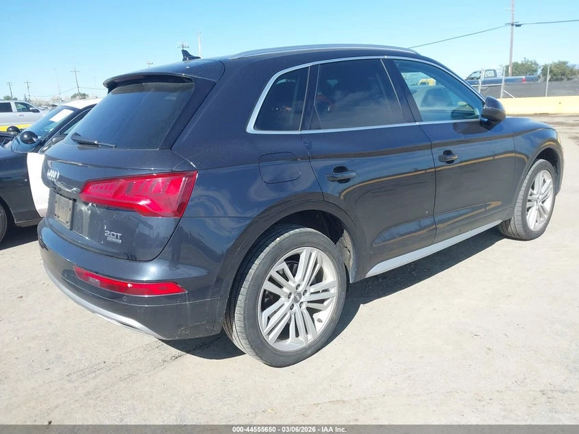 Audi Q5 2.0l 2.0T Premium/2.0T Tech Premium, снимка 4 - Автомобили и джипове - 54389439