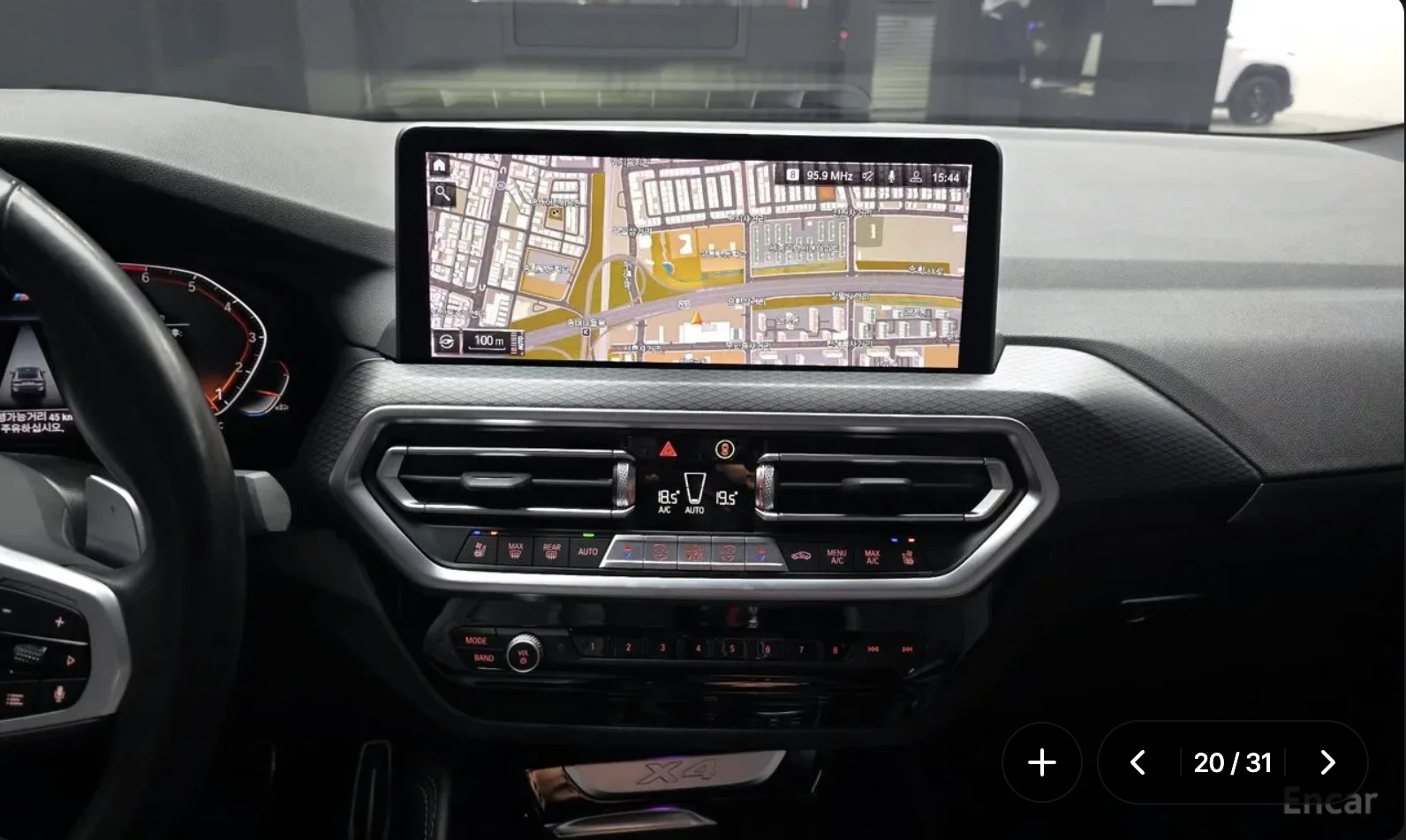 BMW X4 XDRIVE* 20i* M* SPORT* ХЕДЪП* 360КАМЕРА* LANE* ASS, снимка 8 - Автомобили и джипове - 54511354