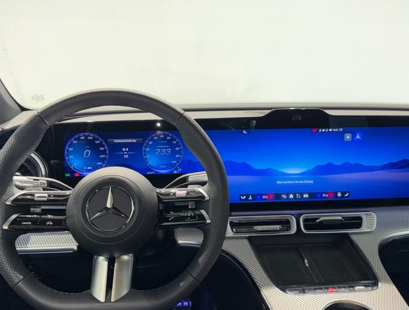 Mercedes-Benz GLC 400 4M* AMG* BURMESTER* PANO* H-SCREEN* ВЕНТИЛАЦИЯ* , снимка 7 - Автомобили и джипове - 54966966