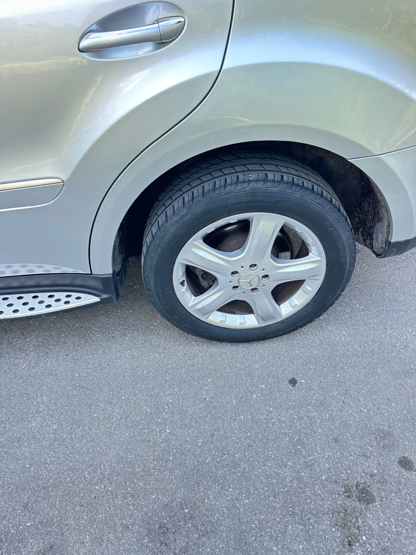 Mercedes-Benz ML 320, снимка 6 - Автомобили и джипове - 54988537