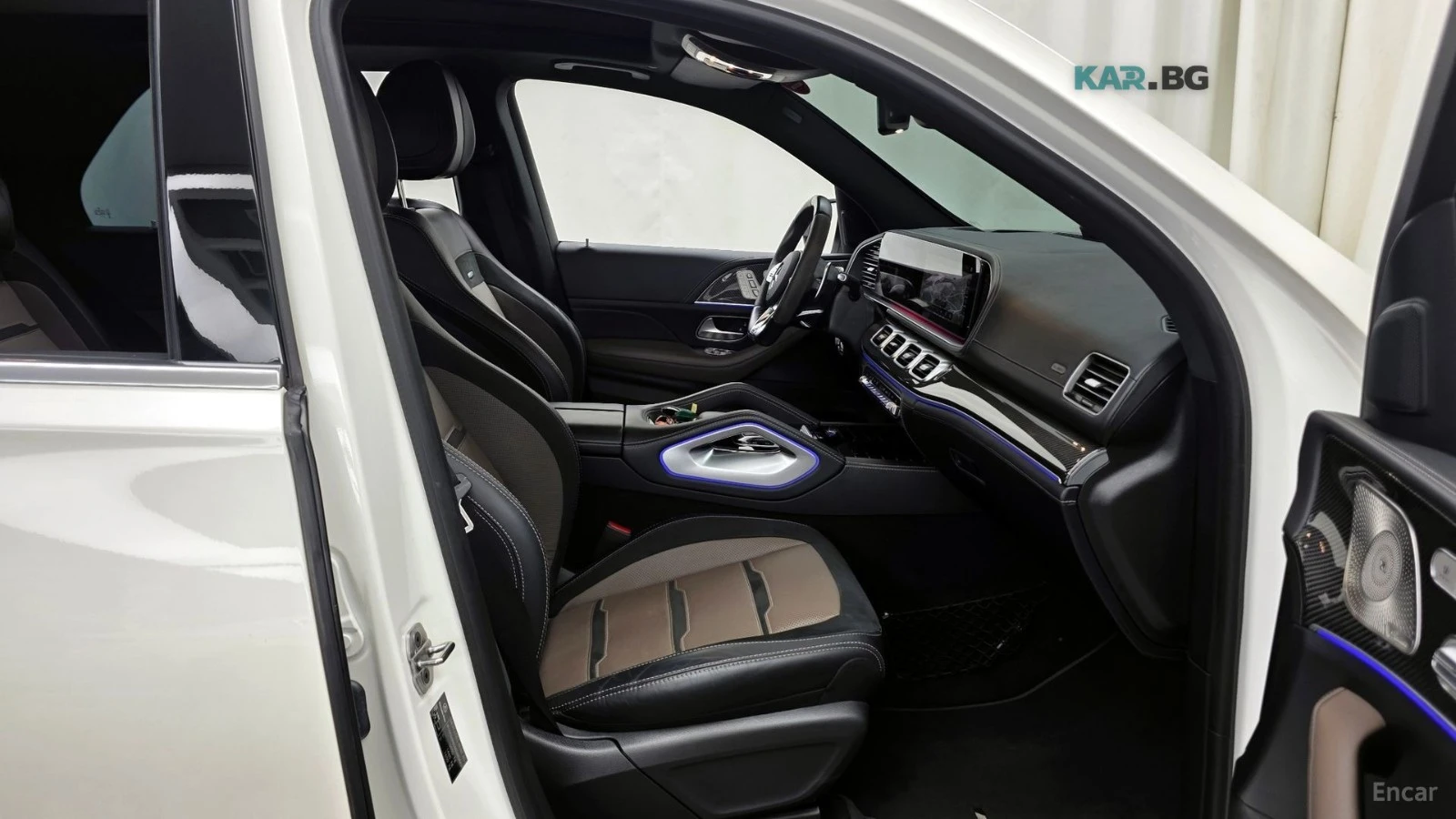 Mercedes-Benz GLE 53 4MATIC 4MATIC* КОЖА* ПОДГРЕВ* ОБДУХВ* BURMASTER* PANO* 36, снимка 10 - Автомобили и джипове - 55029009