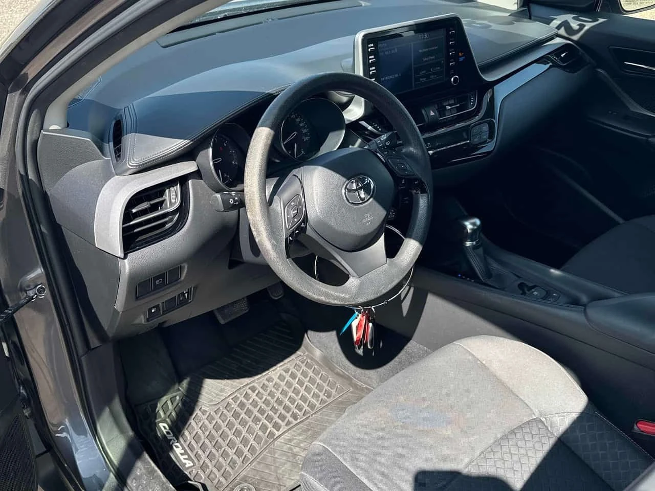 Toyota C-HR * FWD * CARFAX * БЕЗ ПЪРВОНАЧАЛНА ВНОСКА, снимка 5 - Автомобили и джипове - 55754363