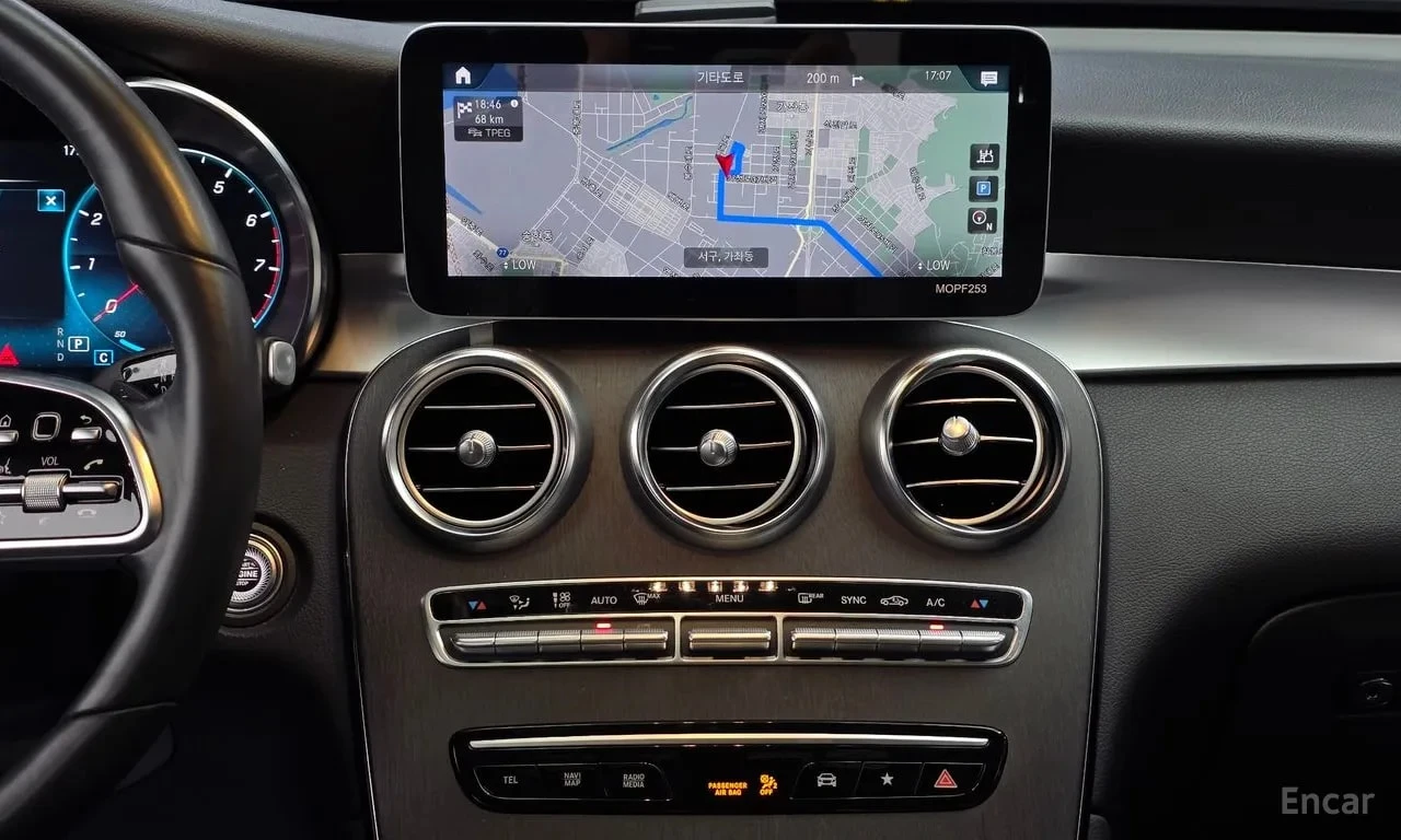 Mercedes-Benz GLC * GCL300 4MATIC Coupe * ЦЕНА ДО БГ, снимка 11 - Автомобили и джипове - 55887548