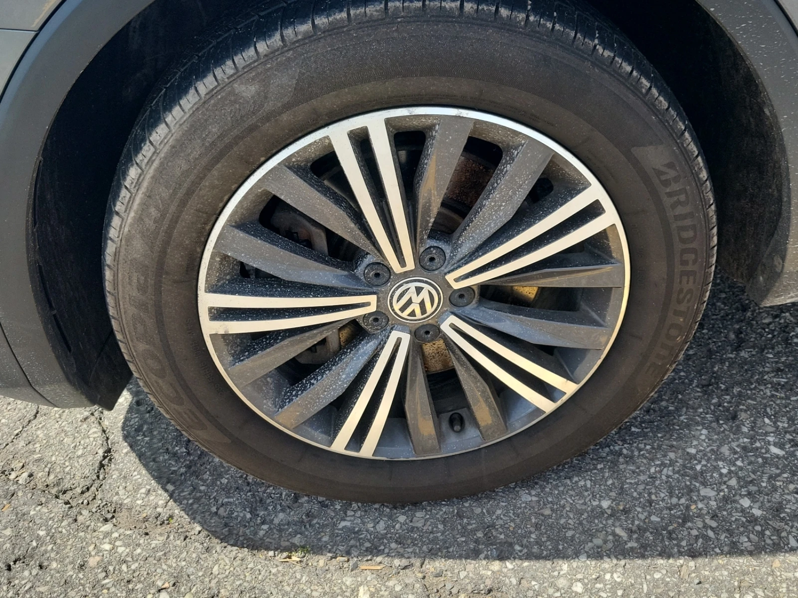 VW Tiguan HIGHLINE, АВТОКРЕДИТ, снимка 6 - Автомобили и джипове - 56029736