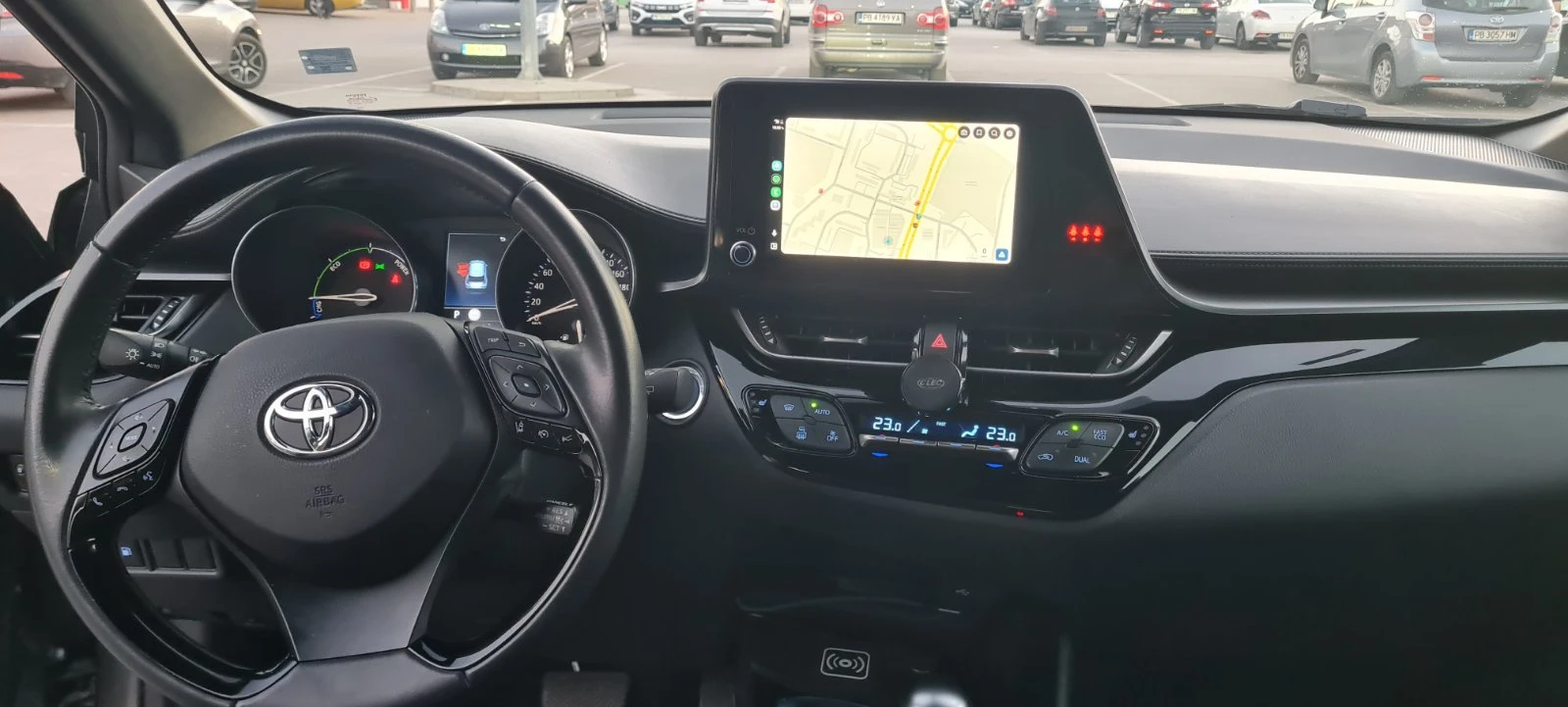 Toyota C-HR, снимка 8 - Автомобили и джипове - 56439297