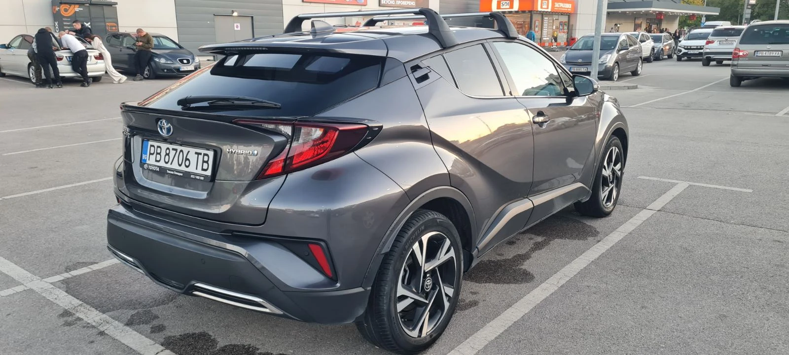 Toyota C-HR, снимка 2 - Автомобили и джипове - 56439297