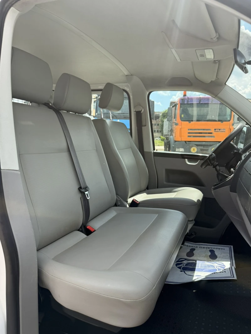 VW Transporter T6 - товоропътнически - 6 местен, снимка 10 - Бусове и автобуси - 50176376