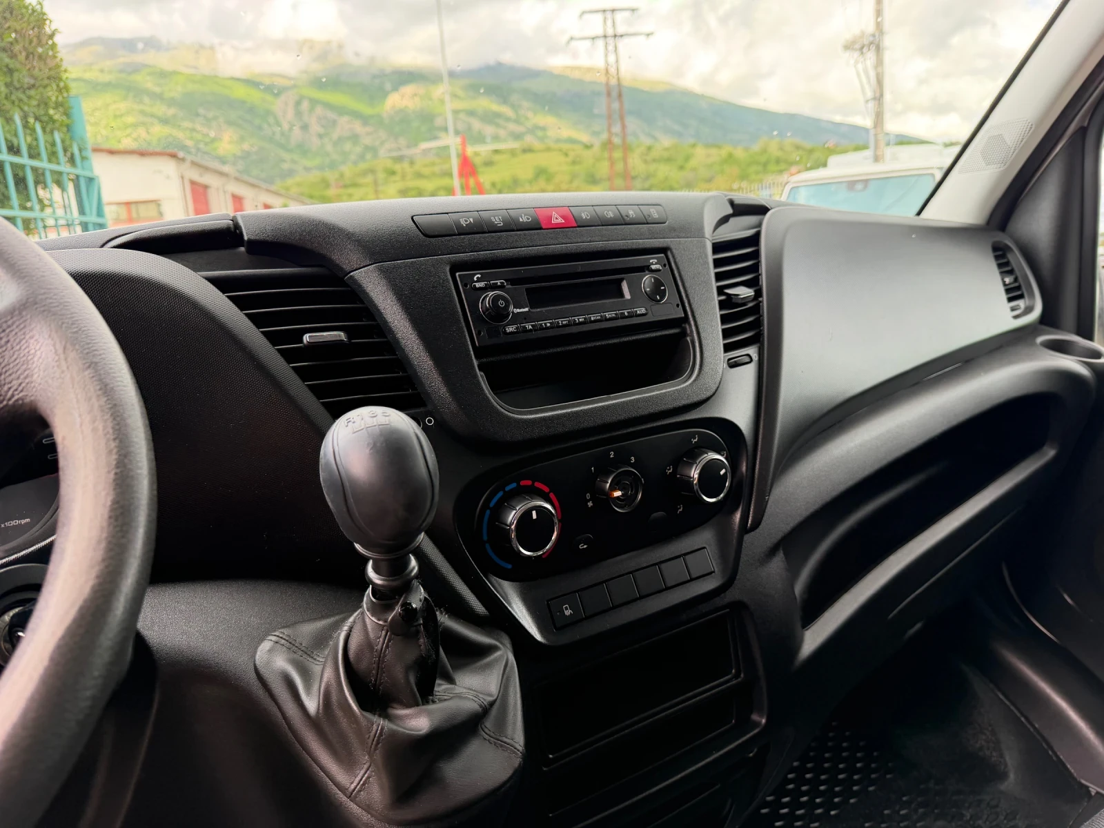 Iveco Daily 3.0HPI* 35C17* Тристранен самосвал* 4.00 метра кош, снимка 5 - Бусове и автобуси - 54653218