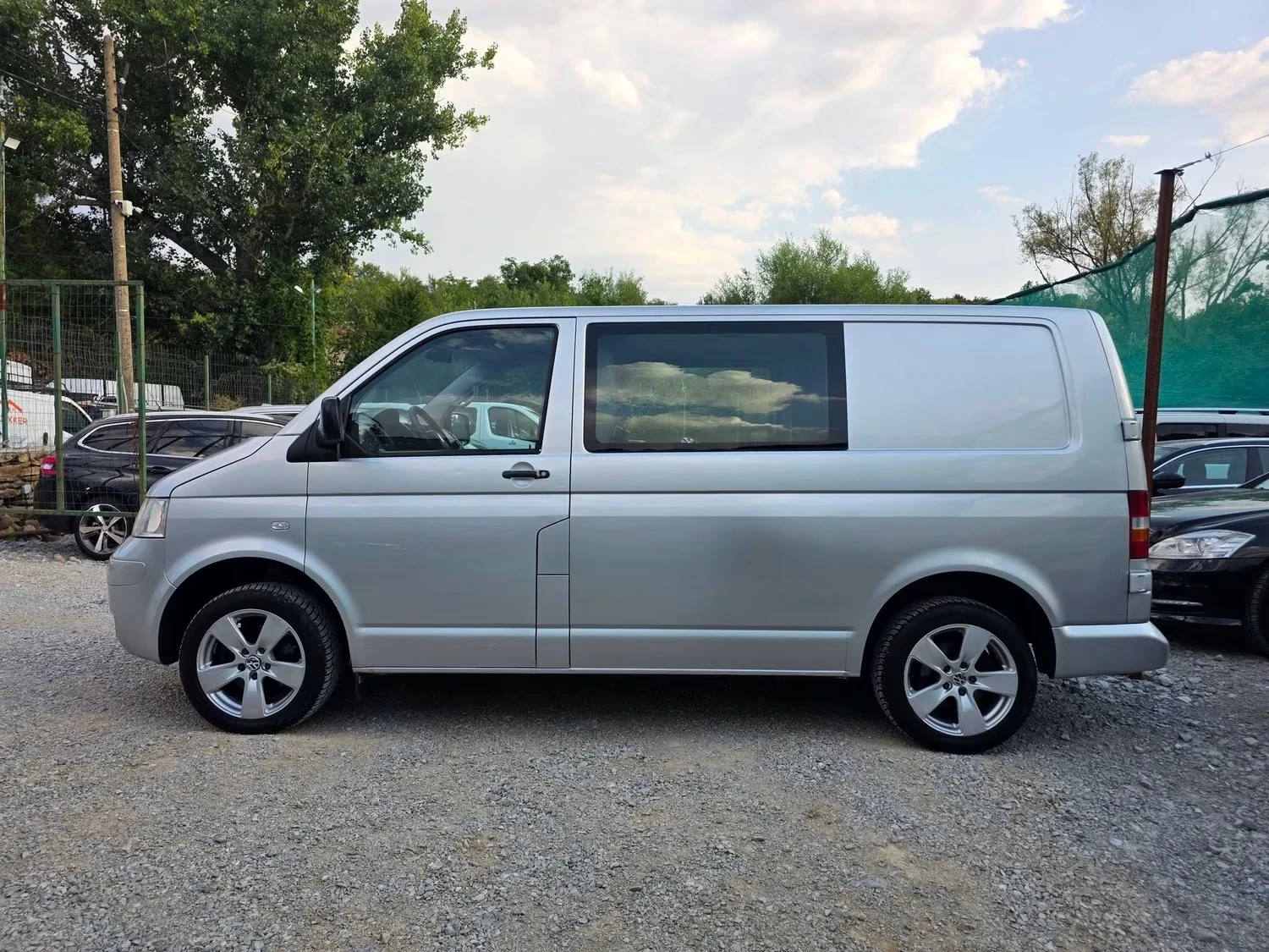 VW Transporter 2.5TDI 131K.C. / КЛИМАТИК / 2006 ГОДИНА, снимка 5 - Бусове и автобуси - 55592462