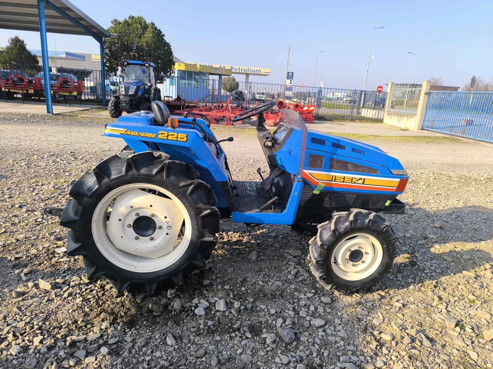 Трактор ISEKI Саки агро Сливен, снимка 4 - Селскостопанска техника - 53856505