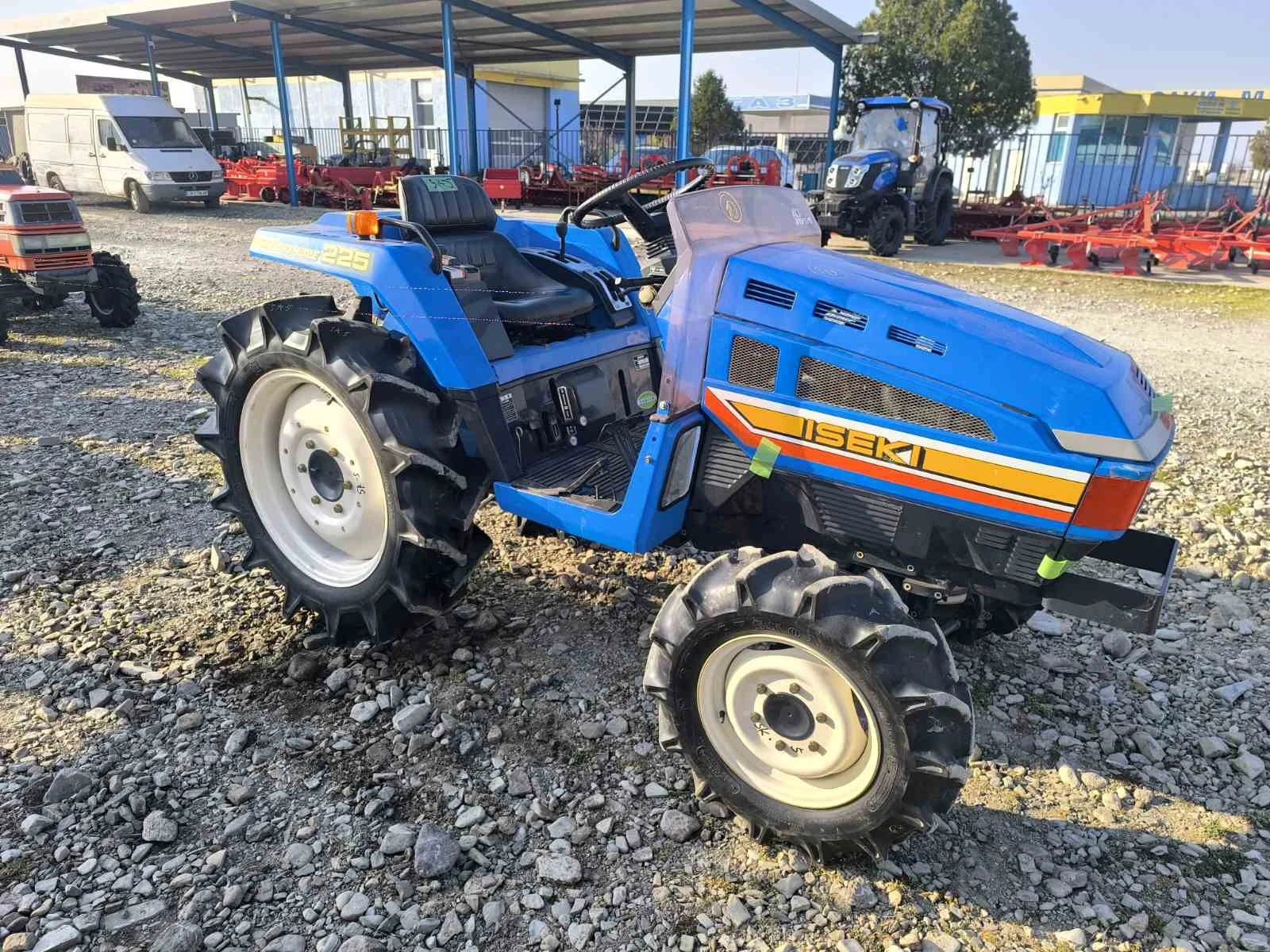 Трактор ISEKI Саки агро Сливен, снимка 5 - Селскостопанска техника - 53856505