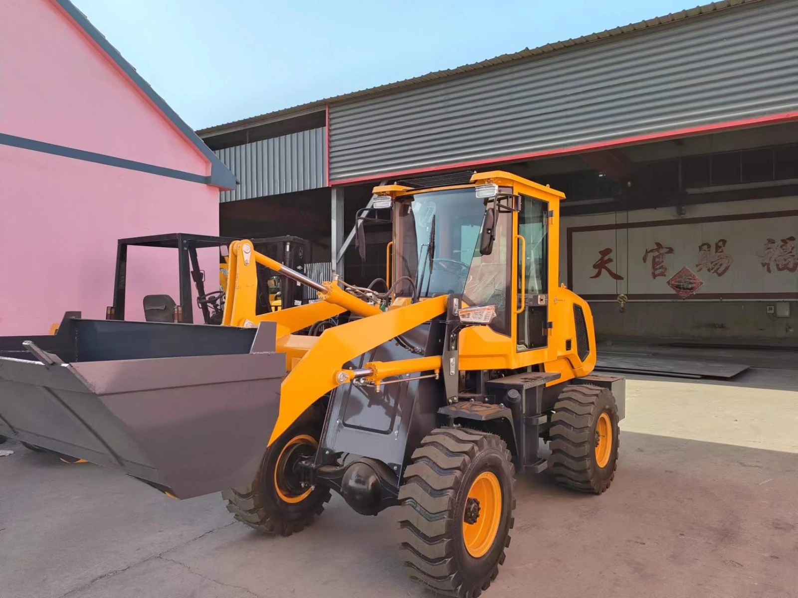      1800  2024    | Mobile.bg   13