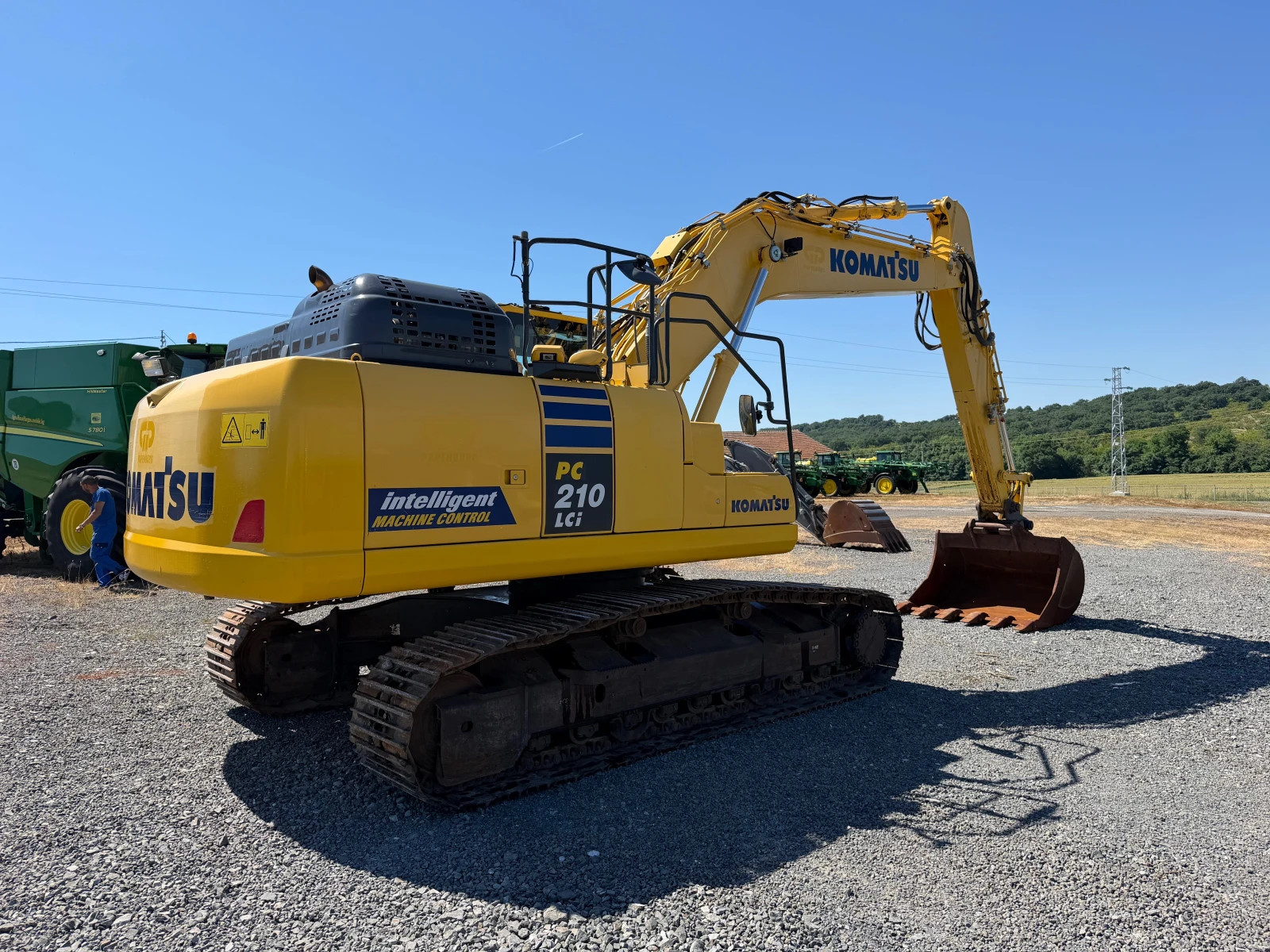 Багер Komatsu PC 210 LCI-11 ЛИЗИНГ, снимка 7 - Индустриална техника - 54593965