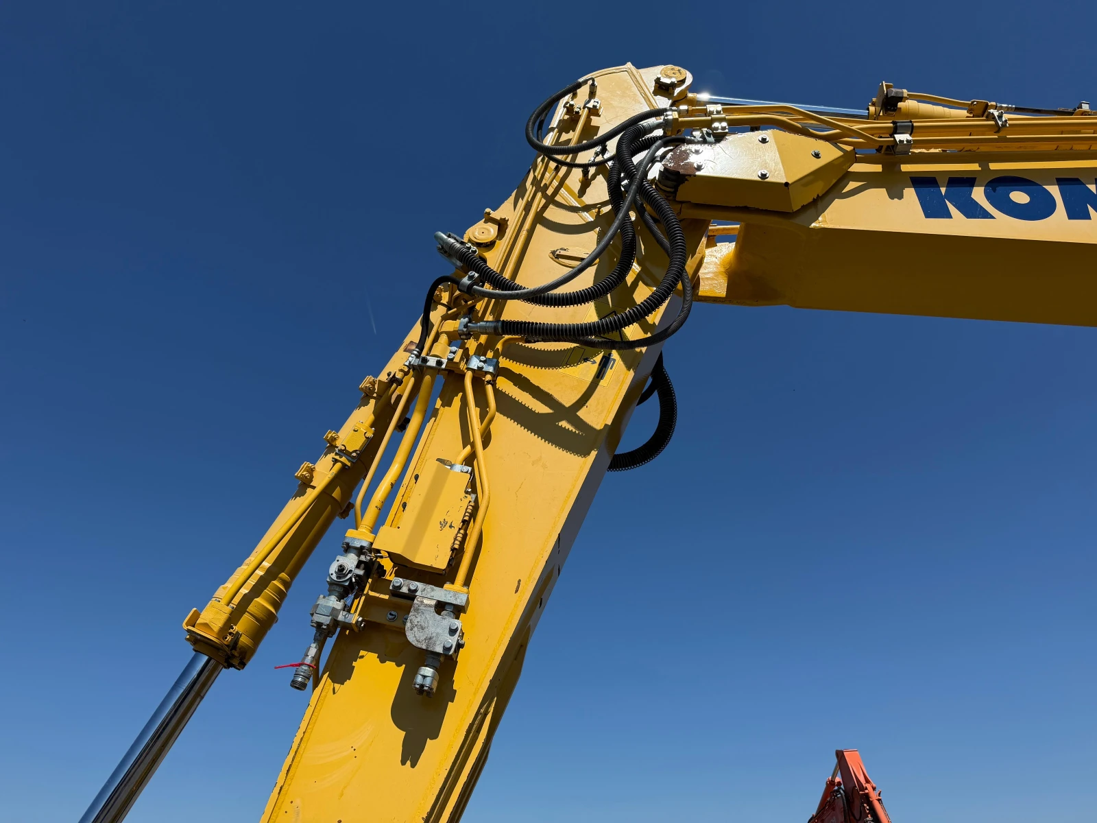 Багер Komatsu PC 210 LCI-11 ЛИЗИНГ, снимка 10 - Индустриална техника - 54593965