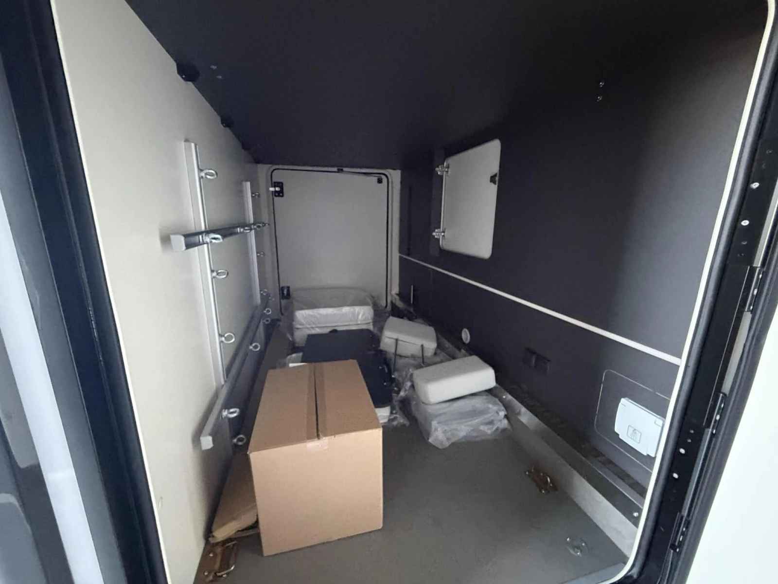 ������ Mobilvetta Kea P86 180�.�. ��8 2026  | Mobile.bg � ����������� 10