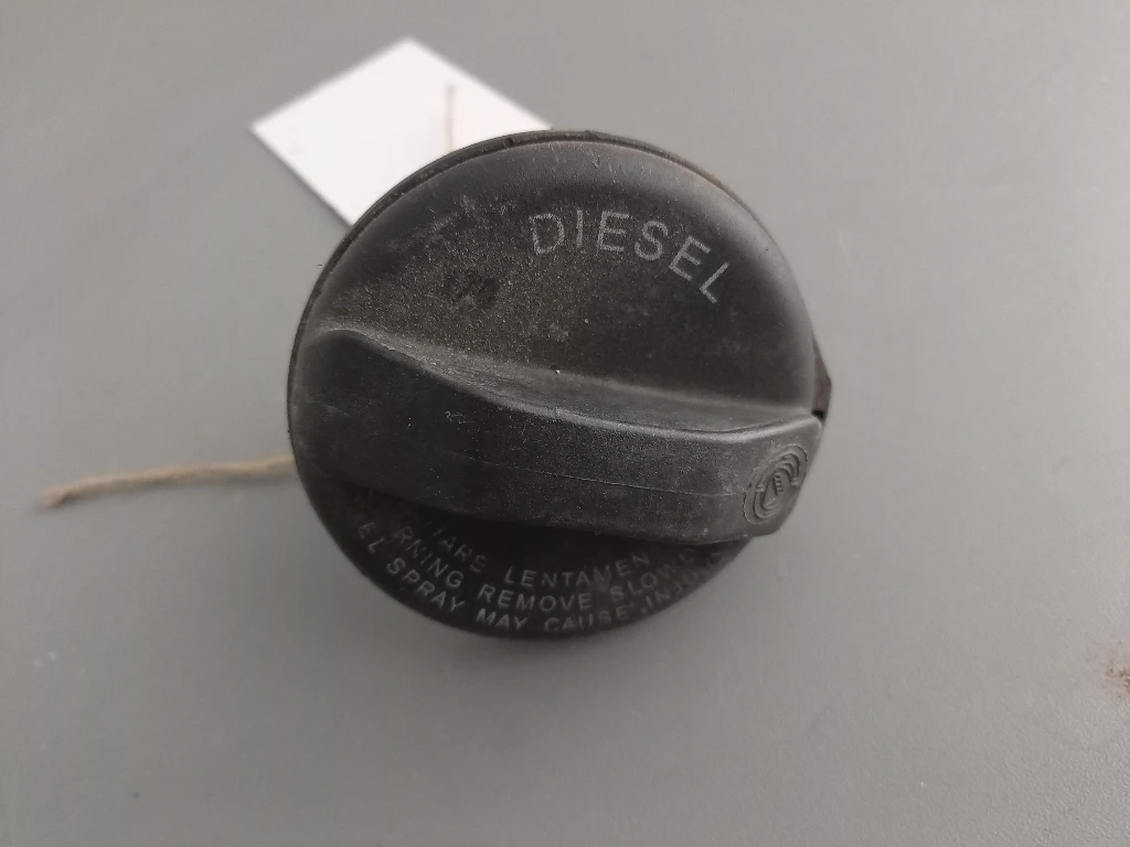 Капачка резервоар вътрешна Фиат Панда 1.3мджет 