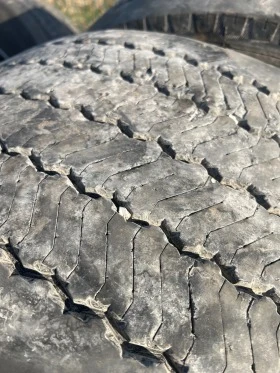 Гуми, снимка 7