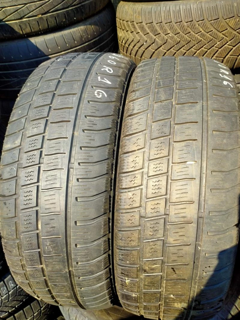 Гуми Зимни 215/60R16, снимка 1 - Гуми и джанти - 33892112