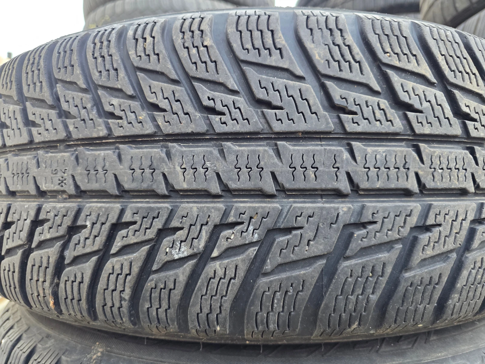 ���� 225/65R17 | Mobile.bg � ����������� 1