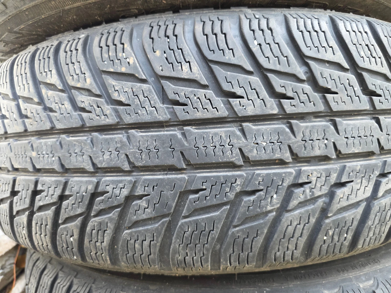 ���� 225/65R17 | Mobile.bg � ����������� 3