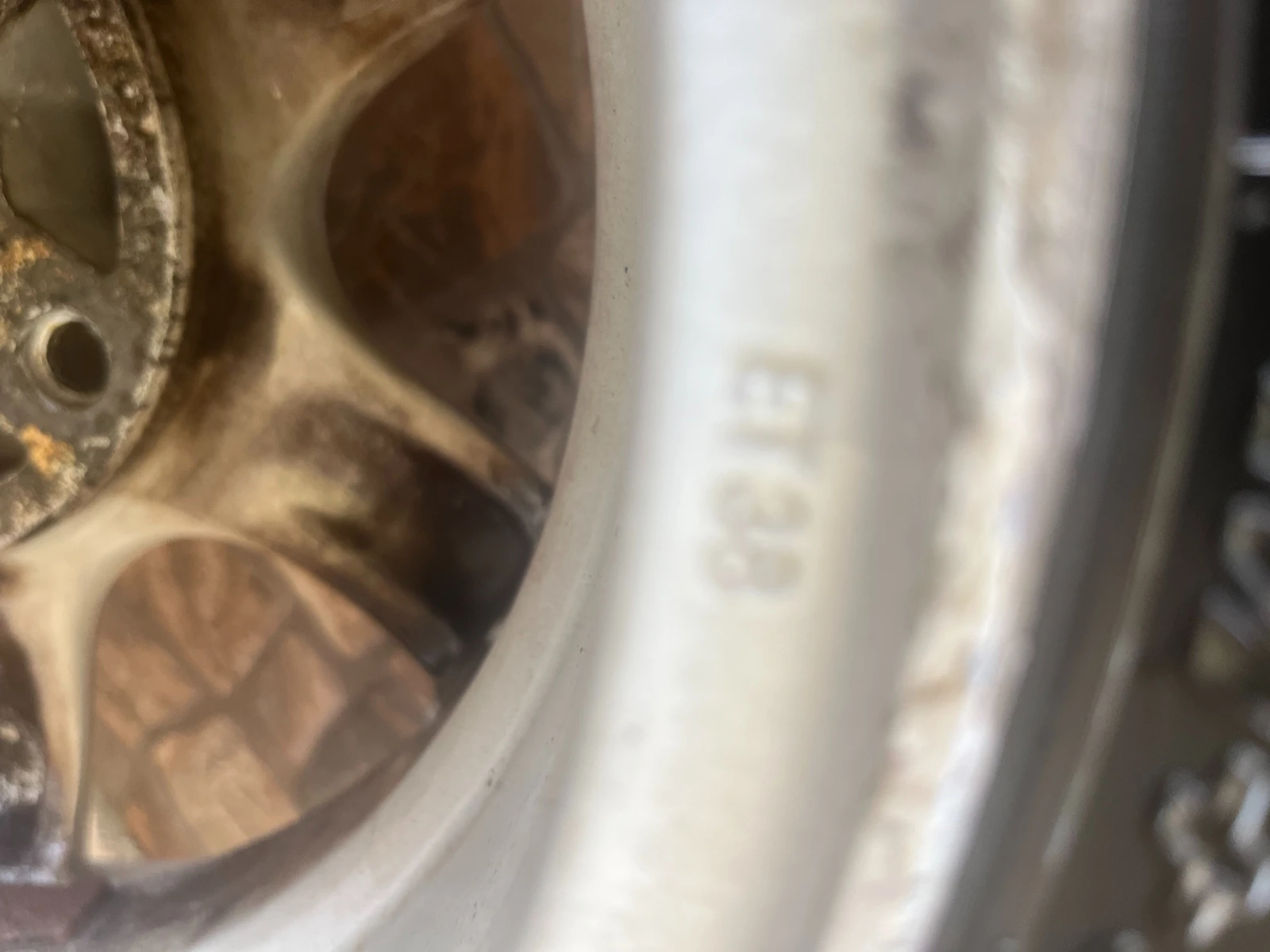 Гуми с джанти Nexen 185/70R14, снимка 5 - Гуми и джанти - 54990548