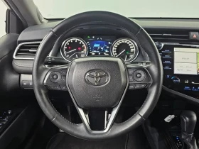 Toyota Camry 2.5 XV70, снимка 13