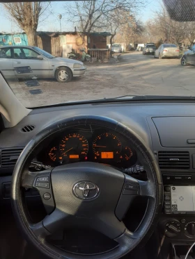 Toyota Avensis D4D 6 скорости, снимка 8