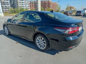Toyota Camry 2.5 HYBRID - 40999 лв. / 20962.46 € - 57574409 4