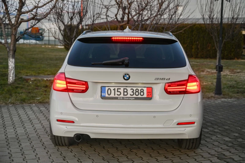 BMW 318 D* SportLine* Подгрев* Рекаро* Keyless* Germany, снимка 7 - Автомобили и джипове - 48921643