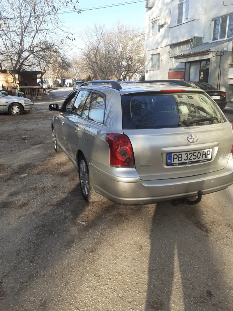 Toyota Avensis D4D 6 скорости, снимка 9 - Автомобили и джипове - 49010113