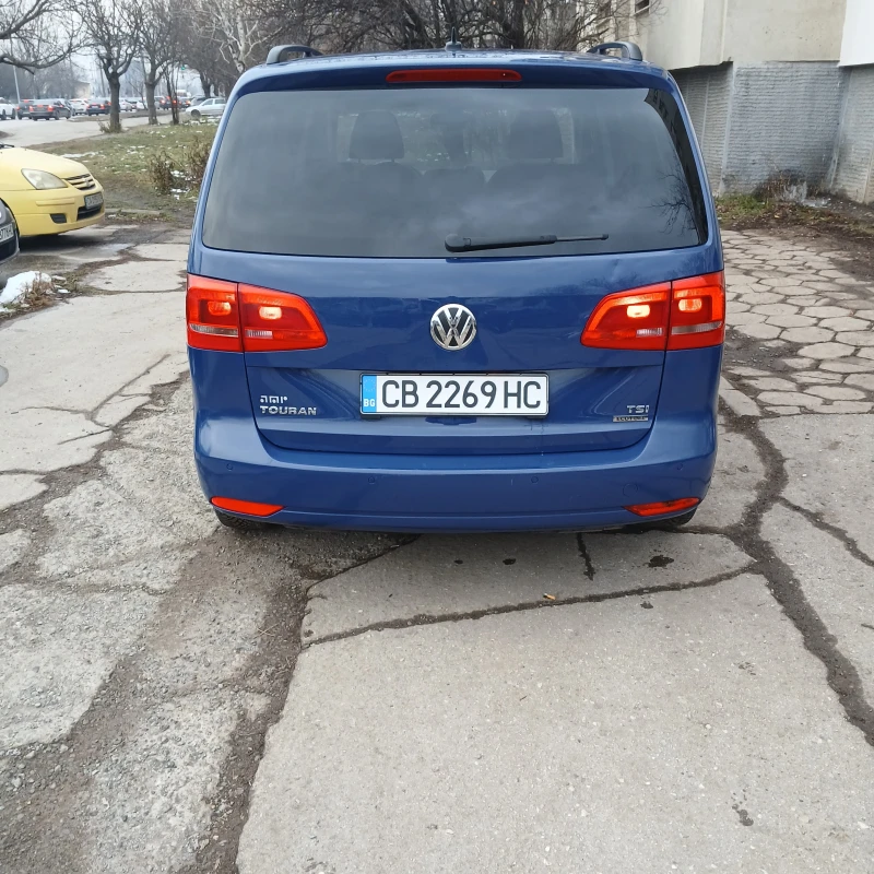 VW Touran, снимка 6 - Автомобили и джипове - 49531652