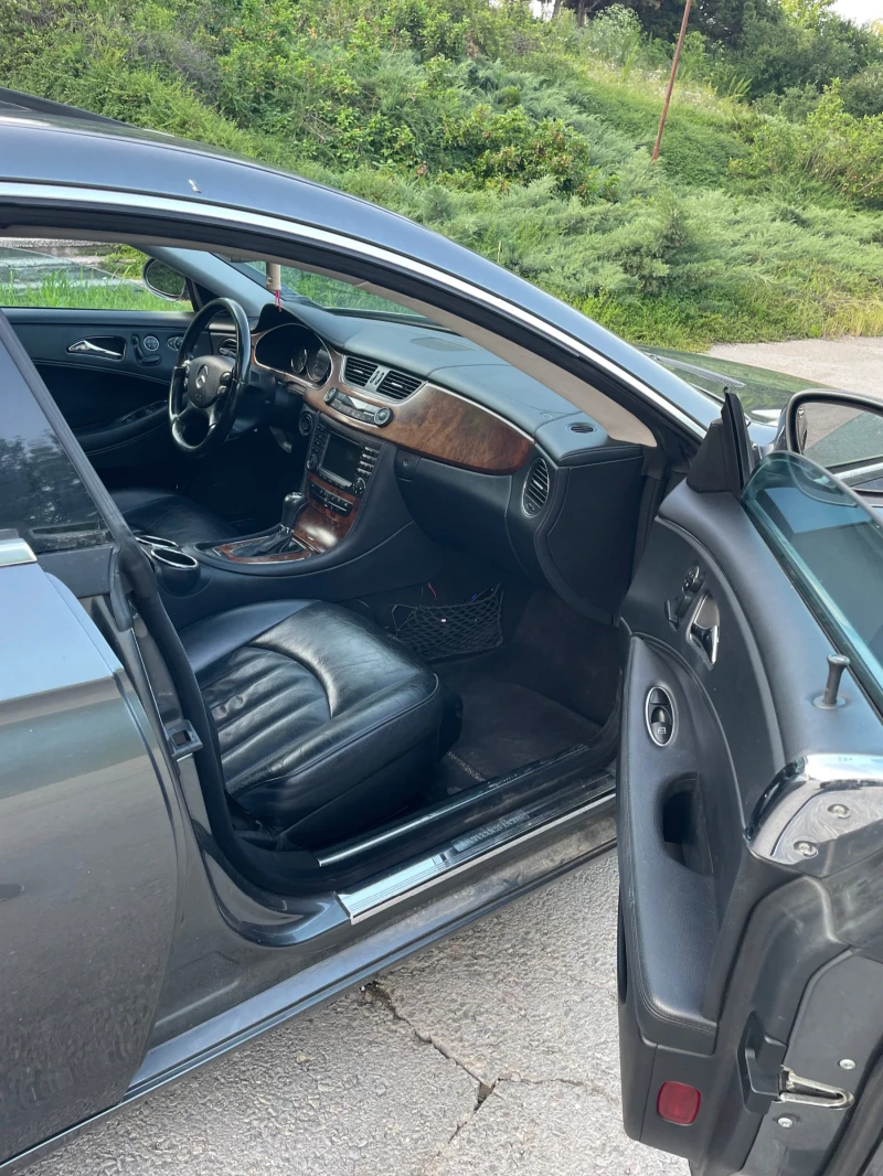 Mercedes-Benz CLS 500 LPG, снимка 9 - Автомобили и джипове - 52588421