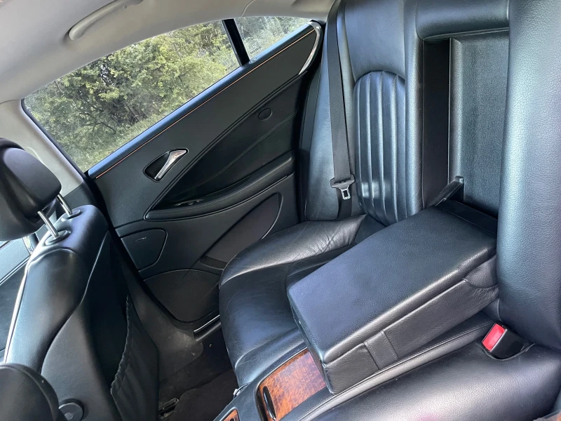 Mercedes-Benz CLS 500 LPG, снимка 13 - Автомобили и джипове - 52588421