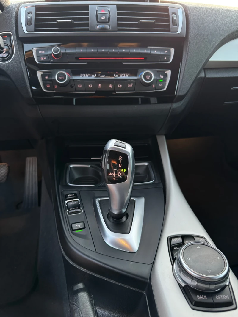 BMW 118, снимка 11 - Автомобили и джипове - 52642767